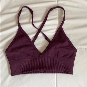 Lululemon sports bra
